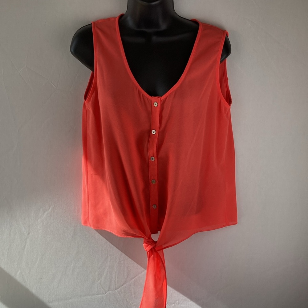 Come Toi Large sheer sleeveless blouse in peach color.